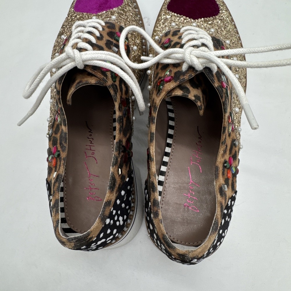Betsy Johnson PIXXY Platform Loafers Shoes Size 6 Embellished Discontinued - Picture 5 of 12